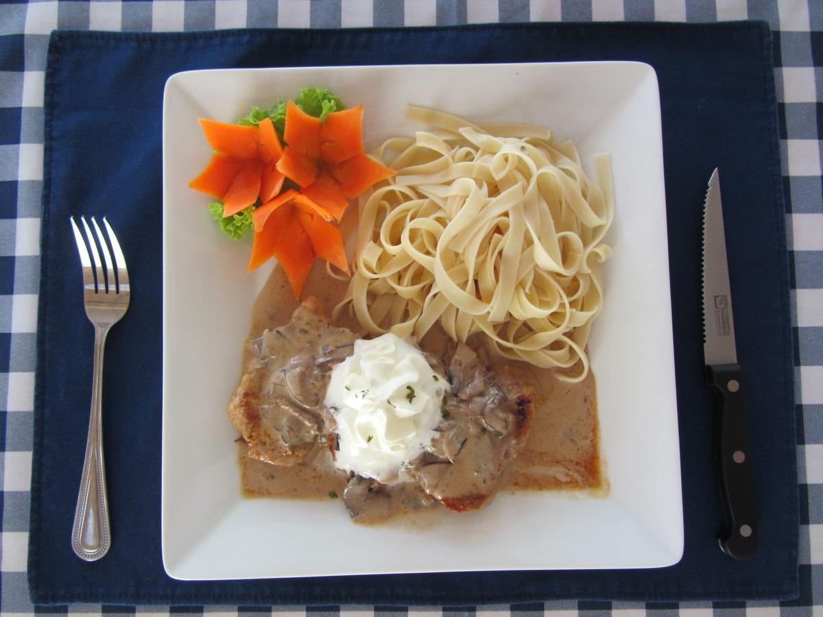 Flower Paradise Bungalows & Swiss Restaurant Roestiland Lamai Beach  Exterior foto